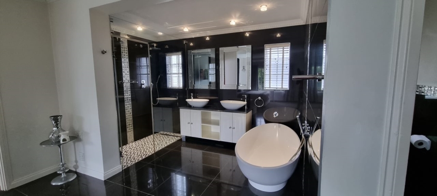 3 Bedroom Property for Sale in Nahoon Valley Park Eastern Cape